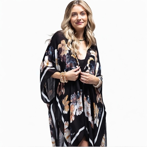 Boho Flower Print Black White Gold Kimono Wrap - One Size - Picture 1 of 7